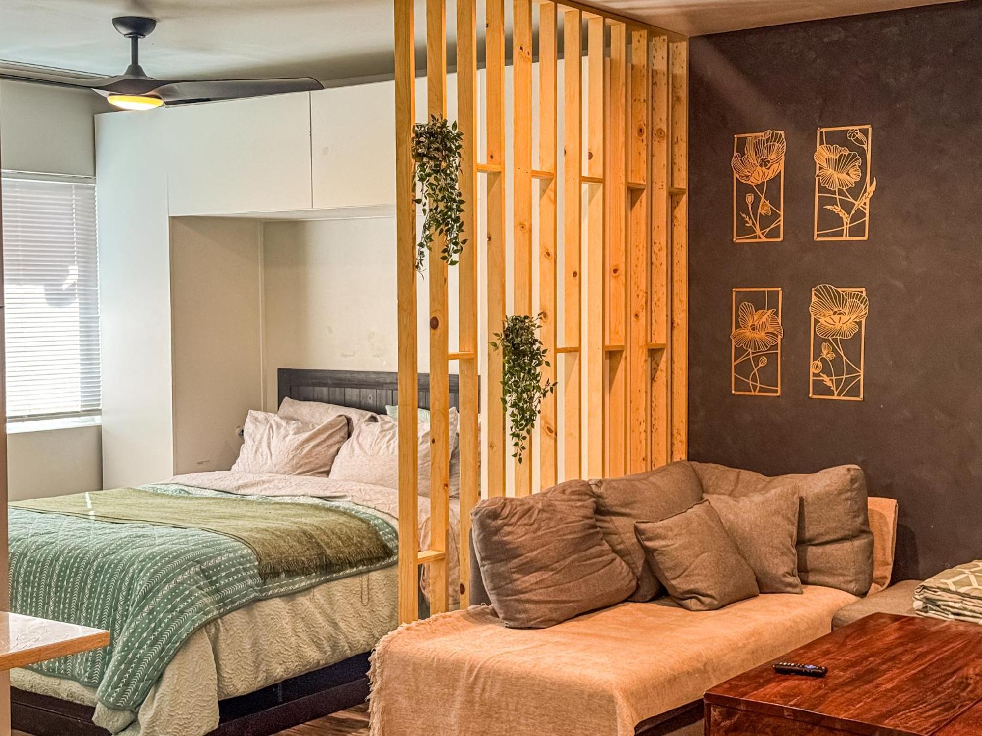 Private-Suite, Kitchen, Laundry, Rainfall Shower, 4Ktv El Centro Exterior foto